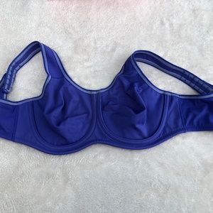 Wacoal Sport Bra with Contour Wire 32 DD